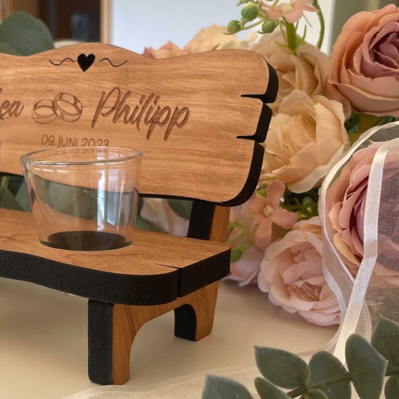 Schnapsbank zur Hochzeit mit Namen
